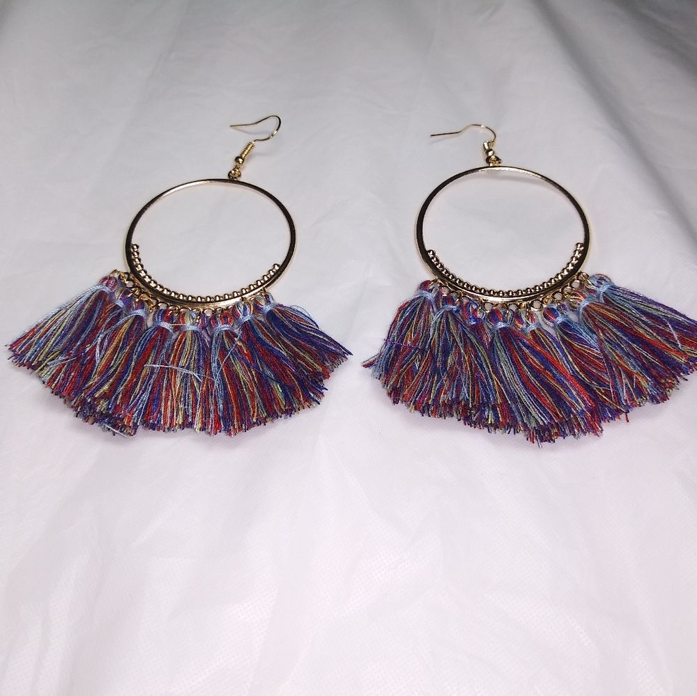 TASSEL HOOP EARRINGS
